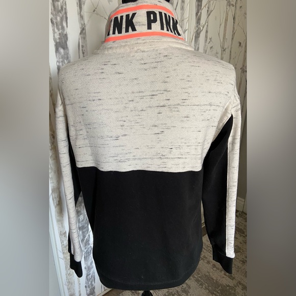 PINK by Victorias Secret sweatshirt 🌸 - Picture 5 of 6